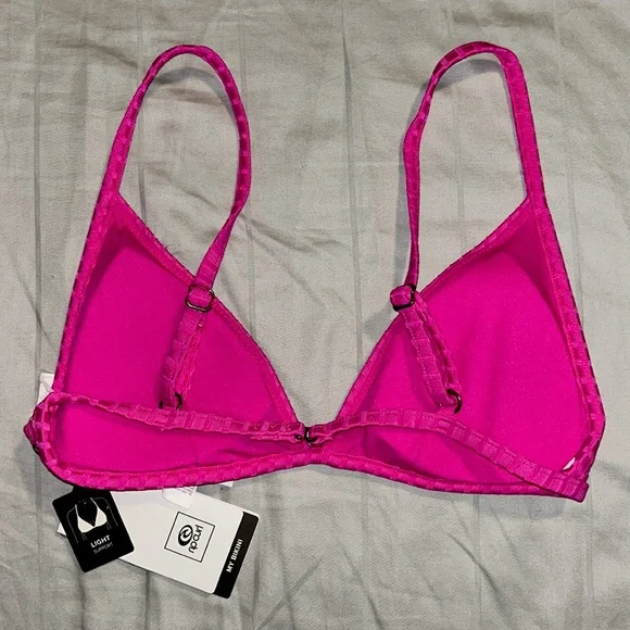 NWT Ripcurl Bikini Top - Picture 2 of 2